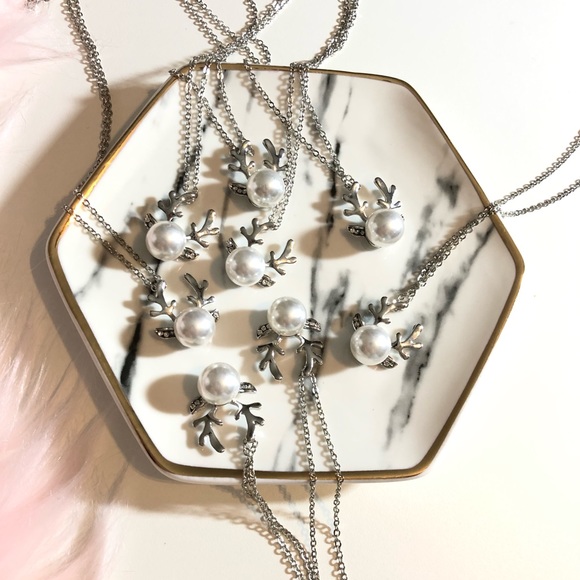 New Gold Reindeer Jewelry Rudolf Reindeer Games Holiday Set Bambi Fawn Lover - Picture 8 of 8